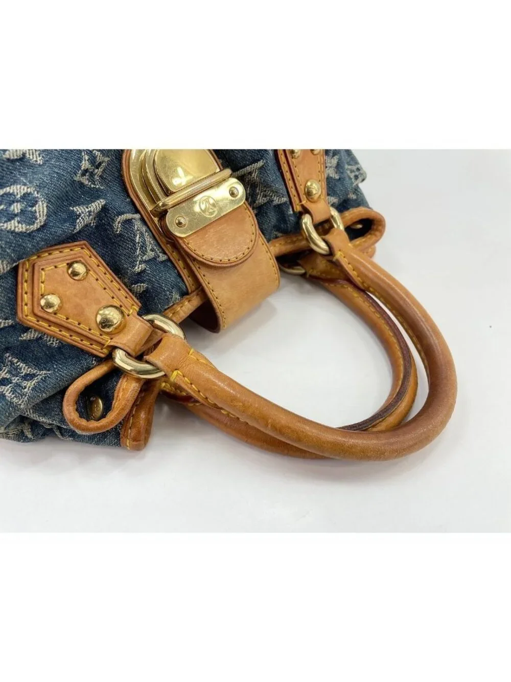Louis Vuitton Handbag Monogram Denim Pleaty